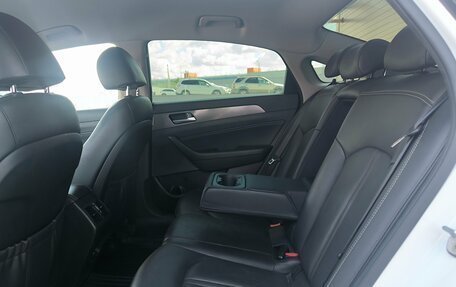 Hyundai Sonata VII, 2019 год, 1 749 000 рублей, 10 фотография