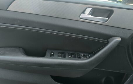 Hyundai Sonata VII, 2019 год, 1 749 000 рублей, 20 фотография