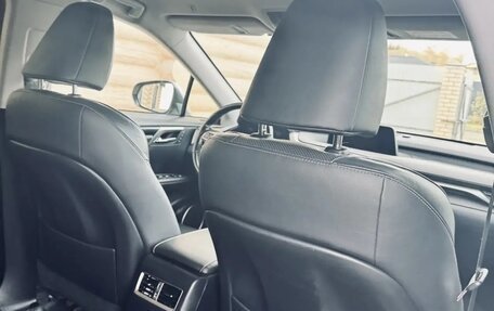 Lexus RX IV рестайлинг, 2017 год, 4 500 000 рублей, 9 фотография