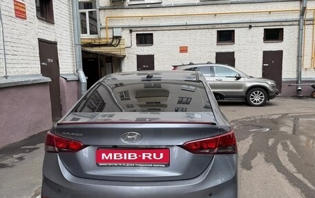 Hyundai Solaris II рестайлинг, 2018 год, 785 000 рублей, 1 фотография