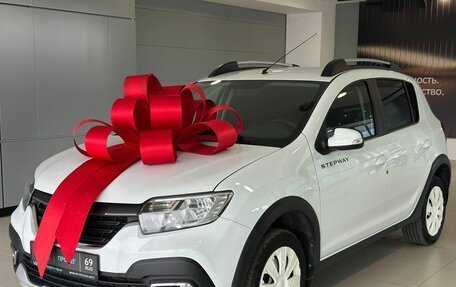 Renault Sandero II рестайлинг, 2021 год, 1 325 000 рублей, 1 фотография