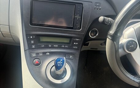 Toyota Prius, 2010 год, 1 100 000 рублей, 8 фотография