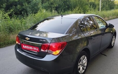 Chevrolet Cruze II, 2012 год, 780 000 рублей, 6 фотография