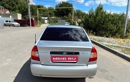 Hyundai Accent II, 2005 год, 370 000 рублей, 3 фотография