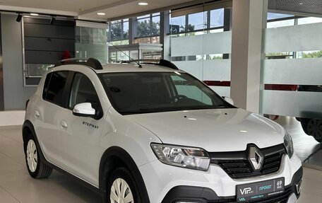 Renault Sandero II рестайлинг, 2021 год, 1 325 000 рублей, 3 фотография