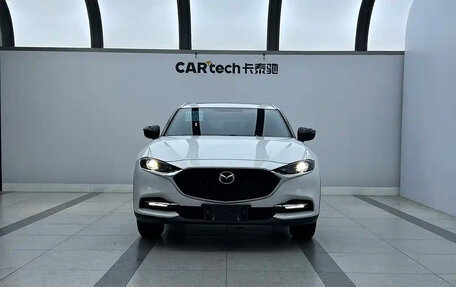 Mazda CX-4, 2023 год, 1 930 100 рублей, 2 фотография