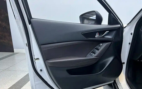 Mazda CX-4, 2023 год, 1 930 100 рублей, 24 фотография