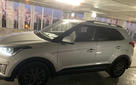 Hyundai Creta I рестайлинг, 2020 год, 1 800 000 рублей, 3 фотография