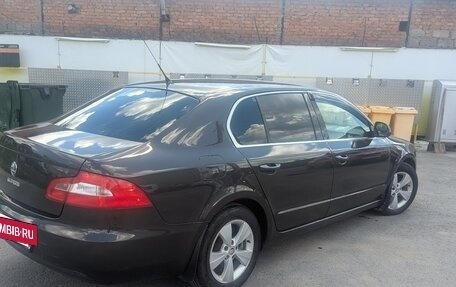 Skoda Superb III рестайлинг, 2009 год, 1 020 000 рублей, 8 фотография