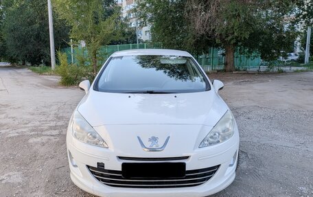 Peugeot 408 I рестайлинг, 2013 год, 620 000 рублей, 3 фотография