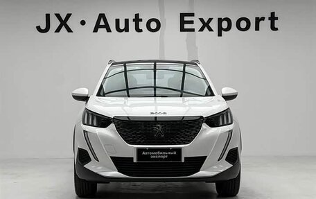 Peugeot 2008 II, 2023 год, 1 500 000 рублей, 2 фотография