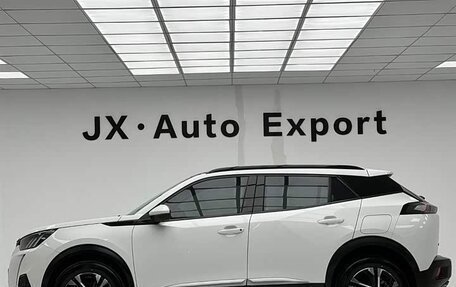 Peugeot 2008 II, 2023 год, 1 500 000 рублей, 7 фотография