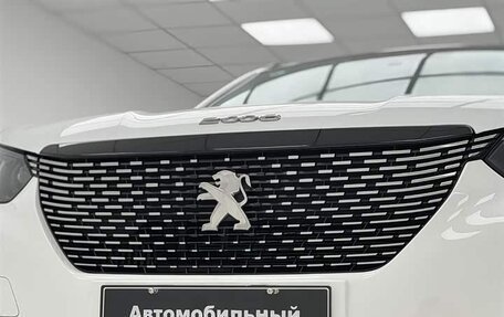 Peugeot 2008 II, 2023 год, 1 500 000 рублей, 12 фотография