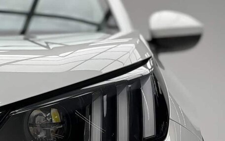 Peugeot 2008 II, 2023 год, 1 500 000 рублей, 14 фотография