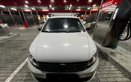 Volkswagen Polo VI (EU Market), 2018 год, 905 000 рублей, 17 фотография