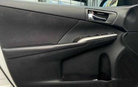Toyota Camry, 2015 год, 1 714 000 рублей, 10 фотография