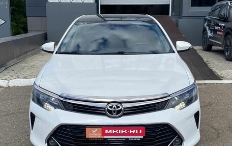 Toyota Camry, 2015 год, 1 714 000 рублей, 3 фотография