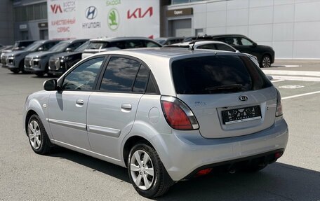 KIA Rio II, 2011 год, 650 000 рублей, 4 фотография