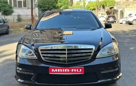 Mercedes-Benz S-Класс, 2006 год, 1 200 000 рублей, 1 фотография