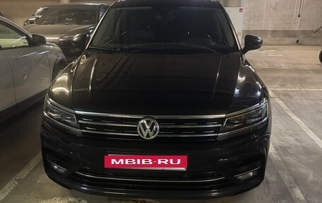 Volkswagen Tiguan II, 2019 год, 3 100 000 рублей, 2 фотография