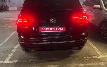 Volkswagen Tiguan II, 2019 год, 3 100 000 рублей, 4 фотография