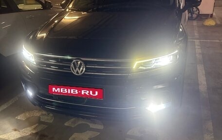 Volkswagen Tiguan II, 2019 год, 3 100 000 рублей, 5 фотография