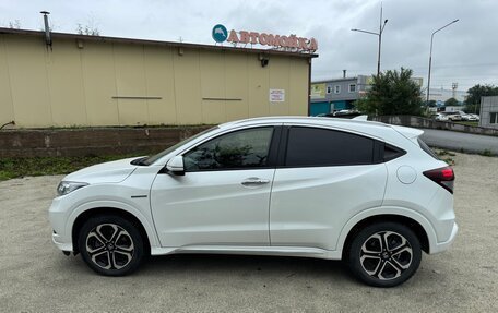Honda Vezel, 2017 год, 1 650 000 рублей, 3 фотография