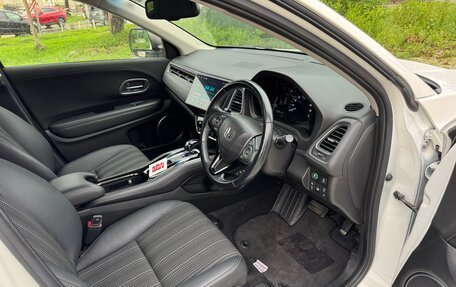 Honda Vezel, 2017 год, 1 650 000 рублей, 6 фотография