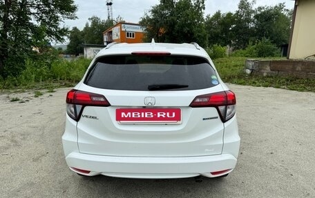 Honda Vezel, 2017 год, 1 650 000 рублей, 2 фотография