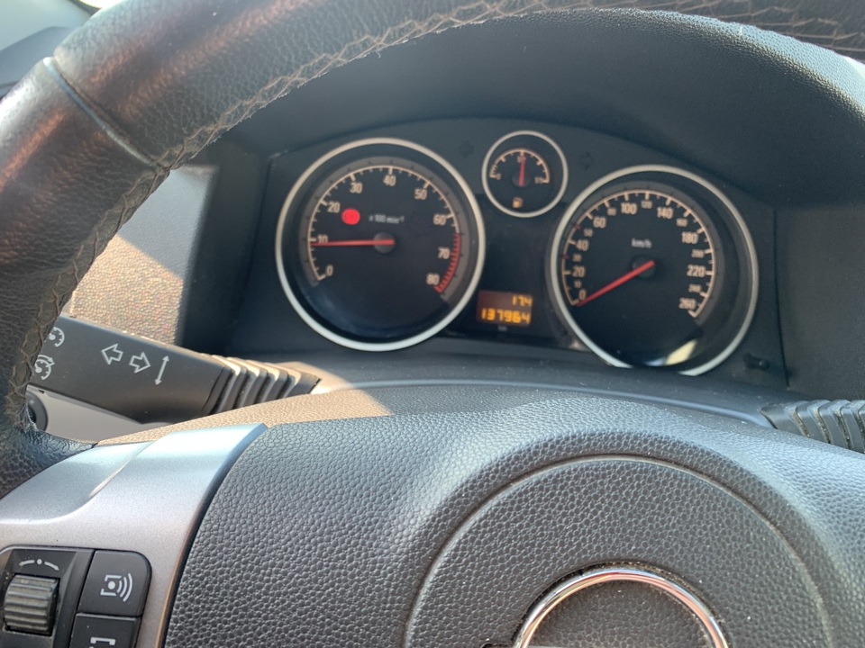 Opel Astra H рестайлинг, 2014 год, 600 000 рублей, 14 фотография