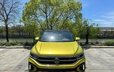 Volkswagen T-Roc I, 2022 год, 1 650 000 рублей, 1 фотография