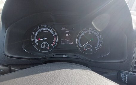 Skoda Karoq I, 2020 год, 2 400 000 рублей, 2 фотография