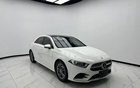 Mercedes-Benz A-Класс, 2022 год, 2 163 500 рублей, 2 фотография