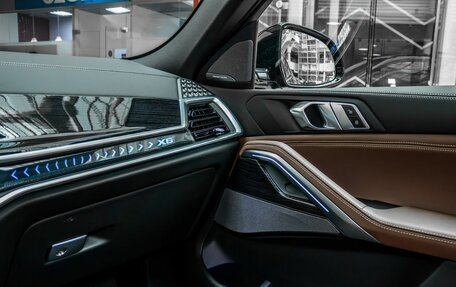 BMW X6, 2025 год, 13 200 000 рублей, 38 фотография
