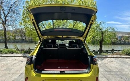 Volkswagen T-Roc I, 2022 год, 1 650 000 рублей, 5 фотография