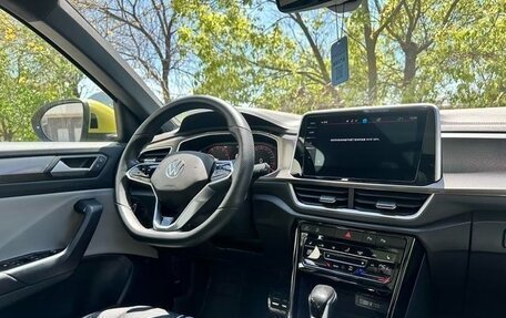 Volkswagen T-Roc I, 2022 год, 1 650 000 рублей, 12 фотография