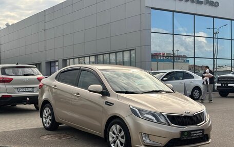 KIA Rio III рестайлинг, 2015 год, 800 000 рублей, 2 фотография