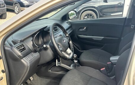 KIA Rio III рестайлинг, 2015 год, 800 000 рублей, 16 фотография