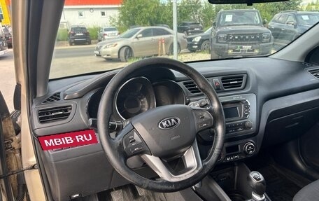 KIA Rio III рестайлинг, 2015 год, 800 000 рублей, 17 фотография