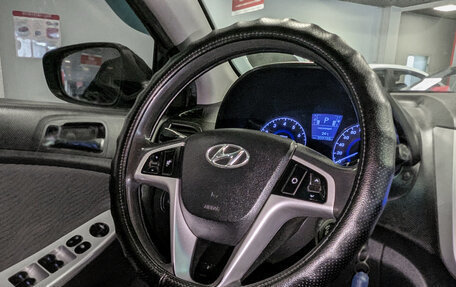Hyundai Solaris II рестайлинг, 2013 год, 869 900 рублей, 9 фотография