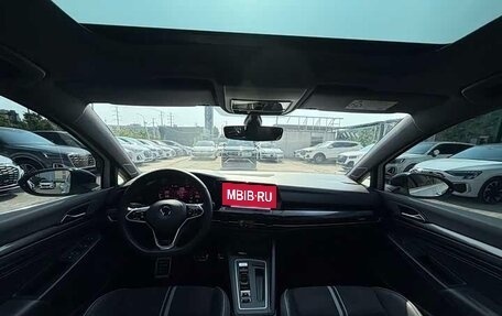 Volkswagen Golf VIII, 2023 год, 1 600 444 рублей, 11 фотография