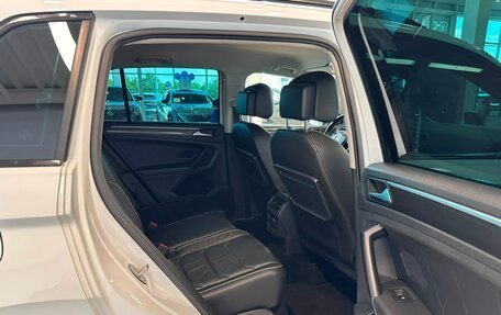 Volkswagen Tiguan II, 2020 год, 2 899 999 рублей, 18 фотография