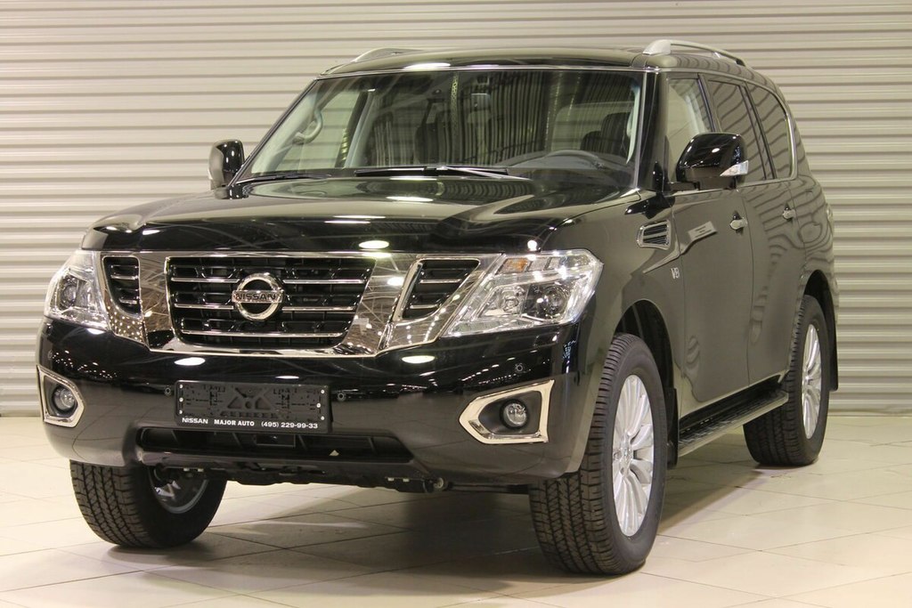 Nissan Patrol Y62 рестайлинг, 2015 год, 550 000 рублей, 1 фотография