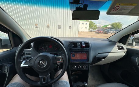 Volkswagen Polo VI (EU Market), 2012 год, 525 000 рублей, 14 фотография