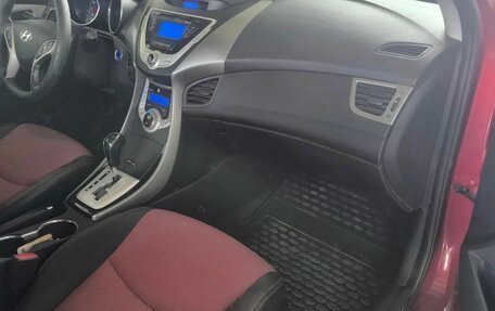 Hyundai Elantra V, 2011 год, 830 000 рублей, 5 фотография