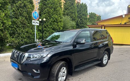 Toyota Land Cruiser Prado 150 рестайлинг 2, 2018 год, 4 700 000 рублей, 7 фотография