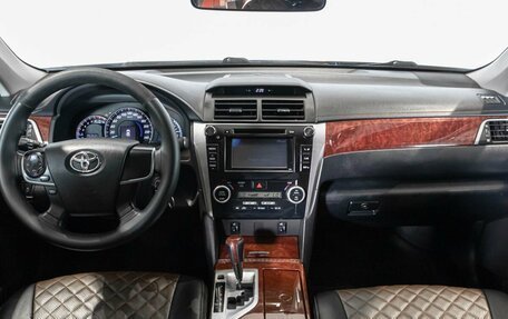 Toyota Camry, 2013 год, 1 500 000 рублей, 6 фотография
