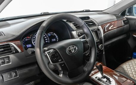 Toyota Camry, 2013 год, 1 500 000 рублей, 5 фотография