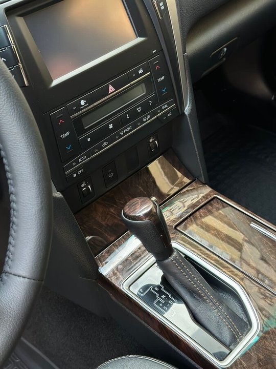 Toyota Camry XV50 рестайлинг, 2016 год, 550 000 рублей, 3 фотография
