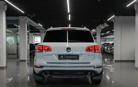 Volkswagen Touareg III, 2015 год, 2 990 000 рублей, 6 фотография